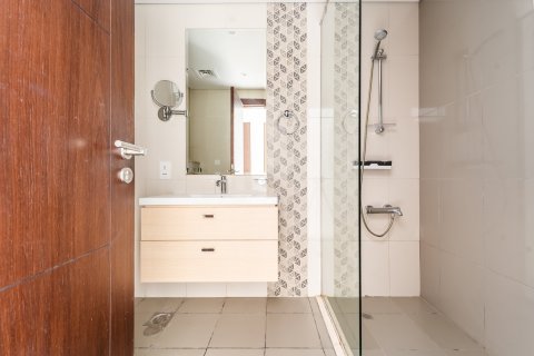 Apartment in Dubai 2 bedrooms, 168 sq.m. № 97011 - photo 13