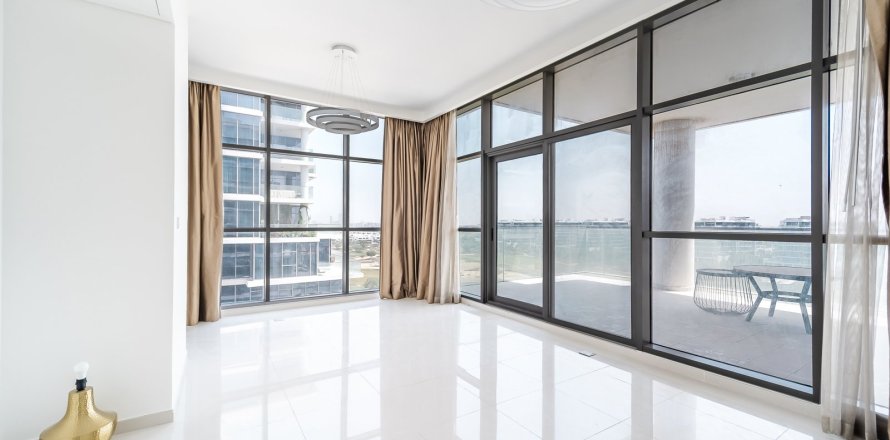 Apartment in Dubai 2 bedrooms, 168 sq.m. № 97011