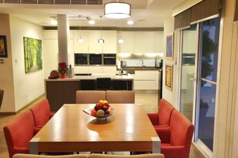 Villa en Dubai, 9 dormitorios, 432 m², № 97014 - foto 7