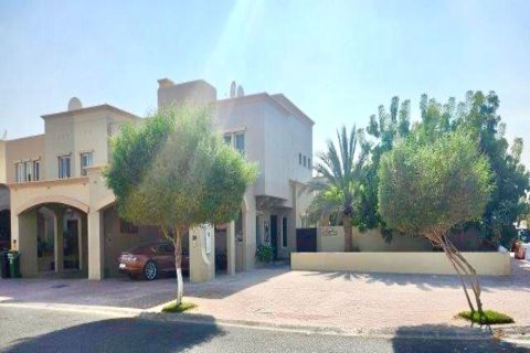 Villa en Dubai, 9 dormitorios, 432 m², № 97014 - foto 24