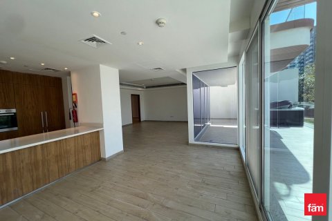 Appartement à Dubai, 4 chambres, 423.3 m², № 109240 - photo 4