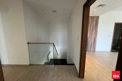 Appartement à Dubai, 4 chambres, 423.3 m², № 109240 - photo 7