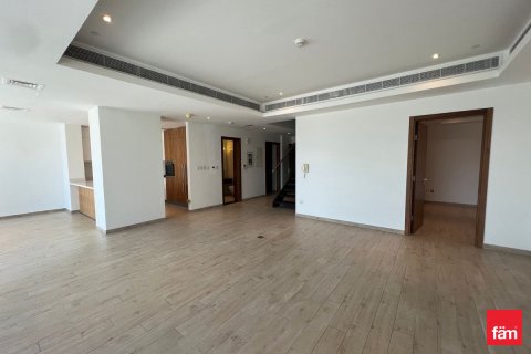 Appartement à Dubai, 4 chambres, 423.3 m², № 109240 - photo 3