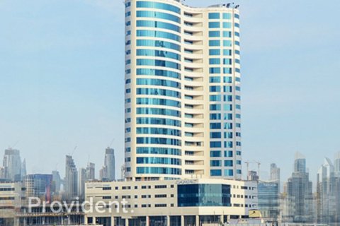 Shop in Business Bay, Dubai № 839 - photo 1