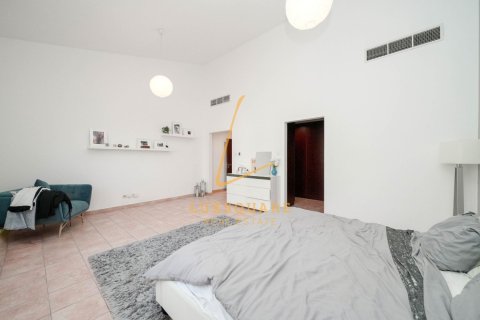 Снять в аренду таунхаус в Green Community, Дубай: 3 спальни, 375м², № 92976 - фото 14