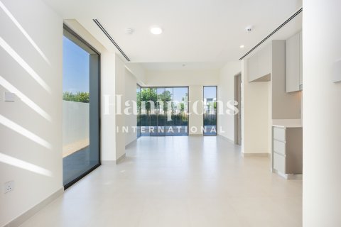 Townhouse in The Valley, Dubai 4 bedrooms, 286.49984558 sq.m. № 95867 - photo 3