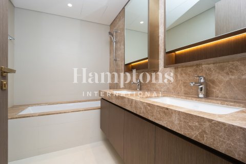 Apartment in Dubai Harbour, Dubai 2 bedrooms, 144.74287400 sq.m. № 95862 - photo 19