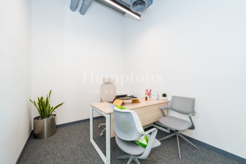Снять в аренду офис в Sheikh Zayed Road, Дубай: 252.51035400м², № 95868 - фото 2