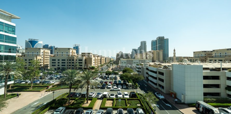 Офис в Sheikh Zayed Road, Дубай, 252.51м², № 95868
