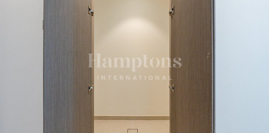 Apartment in Grandeur Residences, Palm Jumeirah, Dubai 3 bedrooms, 173.264 sq.m. № 95863