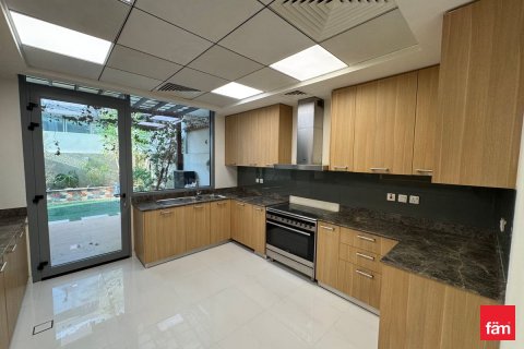 Adosado en Jebel Ali, Dubai, 3 dormitorios, 232.5 m², № 49013 - foto 9