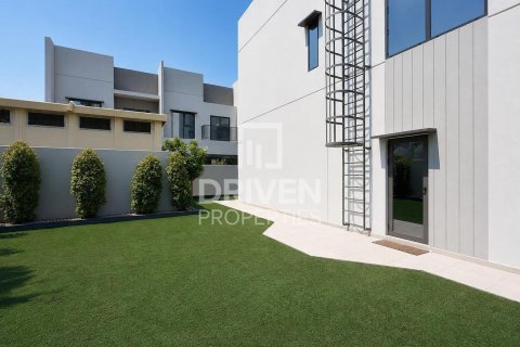 Townhouse in Mohammed Bin Rashid City, Dubai 4 bedrooms, 331.29 sq.m. № 125182 - photo 19