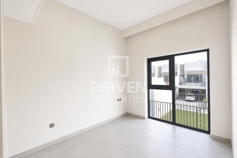 Townhouse in Mohammed Bin Rashid City, Dubai 4 bedrooms, 331.29 sq.m. № 125182 - photo 6