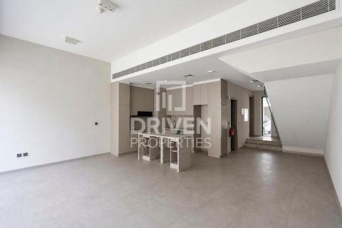 Townhouse in Mohammed Bin Rashid City, Dubai 3 bedrooms, 136.85 sq.m. № 125181 - photo 3