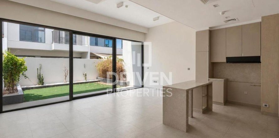 Townhouse in Mohammed Bin Rashid City, Dubai 3 bedrooms, 136.85 sq.m. № 125181