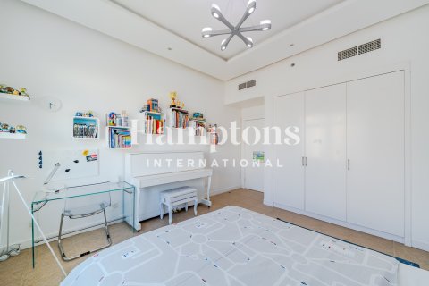 Apartment in FIVE Palm Jumeirah, Palm Jumeirah, Dubai 3 bedrooms, 204.56961891 sq.m. № 95154 - photo 17
