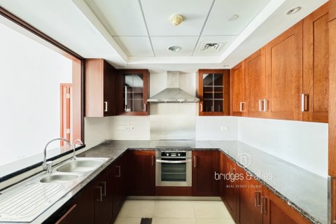 Apartment in Downtown Dubai (Downtown Burj Dubai), Dubai 1 bedroom, 74 sq.m. № 95152 - photo 4