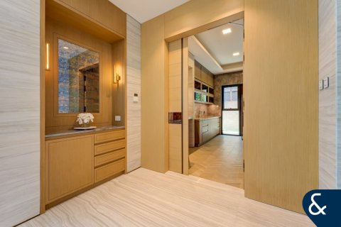 Villa in Signature Villas, Palm Jumeirah, Dubai 5 bedrooms, 639 sq.m. № 76506 - photo 4