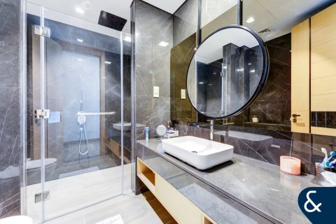 Villa in Signature Villas, Palm Jumeirah, Dubai 5 bedrooms, 639 sq.m. № 76506 - photo 11