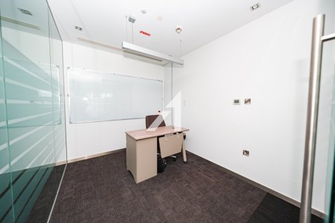 Office in Dubai Marina, Dubai 344 sq.m. № 84507 - photo 7