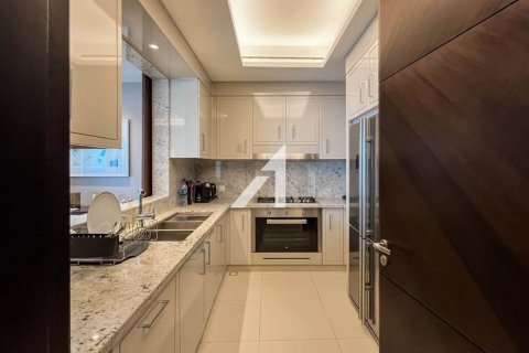Apartamento en Downtown Dubai (Downtown Burj Dubai), Dubai, 4 dormitorios, 236 m², № 84508 - foto 2