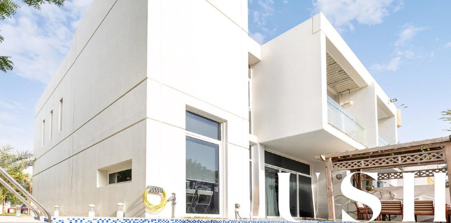 تاون هاوس في Arabella Townhouses, مُدُنْ, دبي 3 غرف نوم, 268 م² رقم 39649
