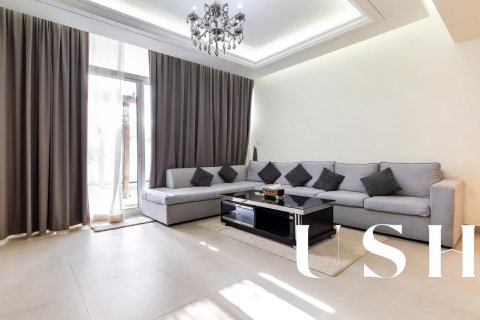 تاون هاوس في Arabella Townhouses, مُدُنْ, دبي 3 غرف نوم, 268 م² رقم 39649 - صورة 2