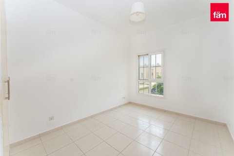 Снять в аренду таунхаус в Дубае: 3 спальни, 255м², № 100187 - фото 12