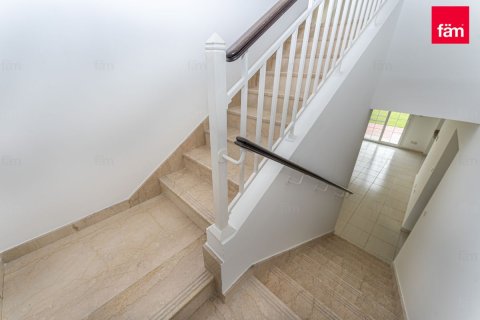 Снять в аренду таунхаус в Дубае: 3 спальни, 255м², № 100187 - фото 8