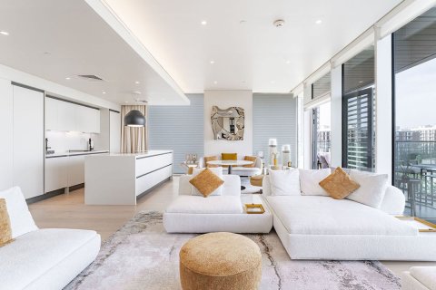Apartment in Dubai 5 bedrooms, 710.6 sq.m. № 114041 - photo 10