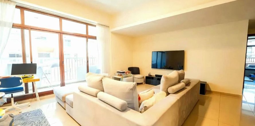 Appartement à Dubai, 2 chambres, 143.8 m², № 118541
