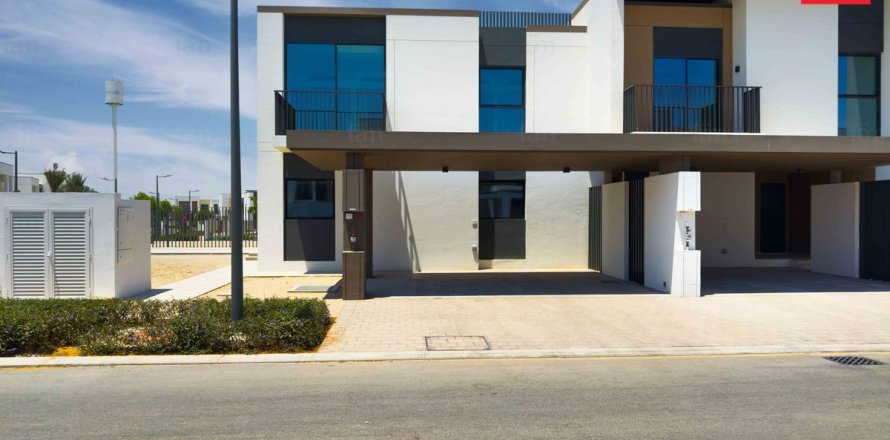 Townhouse in Dubai 4 bedrooms, 248.4 sq.m. № 118536
