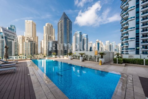 Снять в аренду квартиру в The Address Dubai Marina, Дубай Марина, Дубай: 2 спальни, 142.69900800м², № 63567 - фото 2