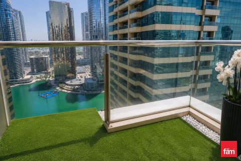 Квартира в Дубае, 2 спальни, 97.5м², № 109398
