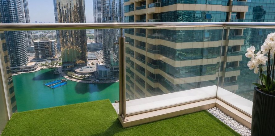 Apartamento en Dubai, 2 dormitorios, 97.5 m², № 109398