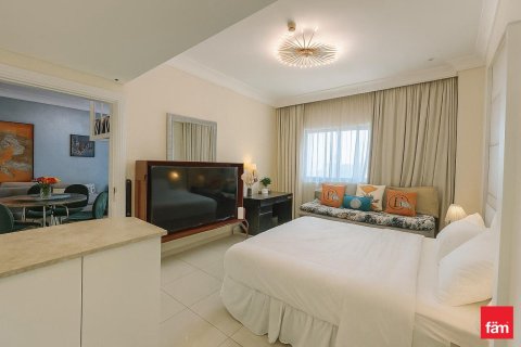 Apartment in Downtown Dubai (Downtown Burj Dubai), Dubai 1 bedroom, 81.8 sq.m. № 109401 - photo 6