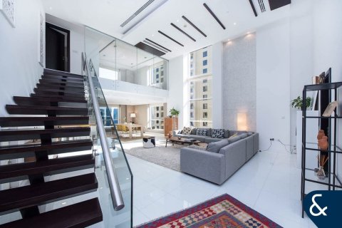 Apartamento en Bahar, Jumeirah Beach Residence, Dubai, 2 dormitorios, 168 m², № 78977 - foto 1