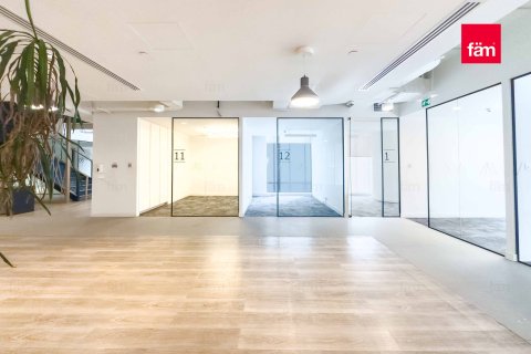 Bureau à Business Bay, Dubai, 1843.1 m², № 93616 - photo 7