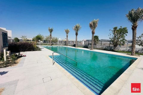 Townhouse in Jebel Ali, Dubai 3 bedrooms, 237.9 sq.m. № 109397 - photo 12