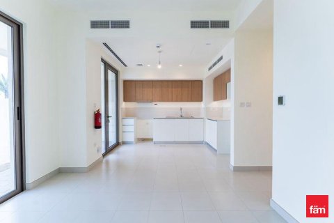 Снять в аренду таунхаус в Дубае: 3 спальни, 129.9м², № 109396 - фото 12