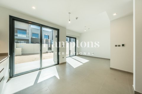 Adosado en Arabian Ranches 2, Dubai, 3 dormitorios, 140.00017585 m², № 112323 - foto 9
