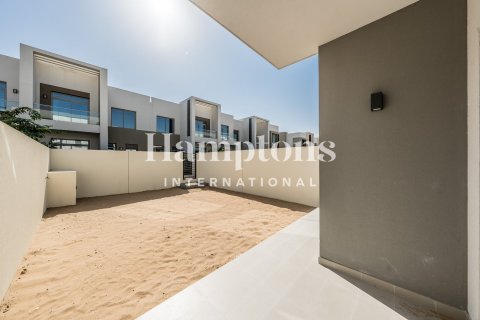 Adosado en Arabian Ranches 2, Dubai, 3 dormitorios, 140.00017585 m², № 112323 - foto 15