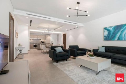 Снять в аренду квартиру в Дубае: 3 спальни, 177.8м², № 89390 - фото 2