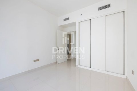 Apartment in EMAAR Beachfront, Dubai Harbour, Dubai 1 bedroom, 69.03 sq.m. № 135768 - photo 12