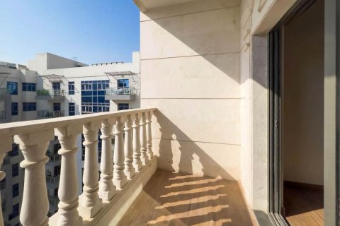 Apartment in NADINE RESIDENCES in Al Furjan, Dubai 2 bedrooms, 115 sq.m. № 69270 - photo 17