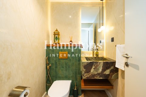 Apartment in The Address Dubai Marina, Dubai Marina, Dubai 2 bedrooms, 137.86805200 sq.m. № 105770 - photo 22
