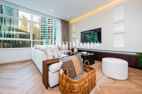 Apartment in The Address Dubai Marina, Dubai Marina, Dubai 2 bedrooms, 137.86805200 sq.m. № 105770 - photo 2