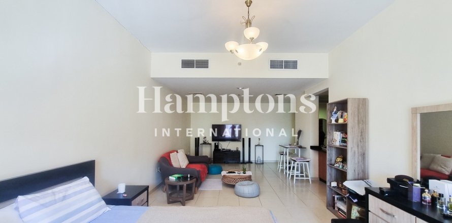 Apartment in FIVE at Jumeirah Village Circle, Jumeirah Village Circle, Dubai studio, 69.3985 sq.m. № 105773