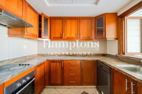 Apartment in The Views 1, The Views, Dubai 2 bedrooms, 131.73645400 sq.m. № 108919 - photo 9