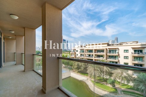 Apartment in The Views 1, The Views, Dubai 2 bedrooms, 131.73645400 sq.m. № 108919 - photo 5